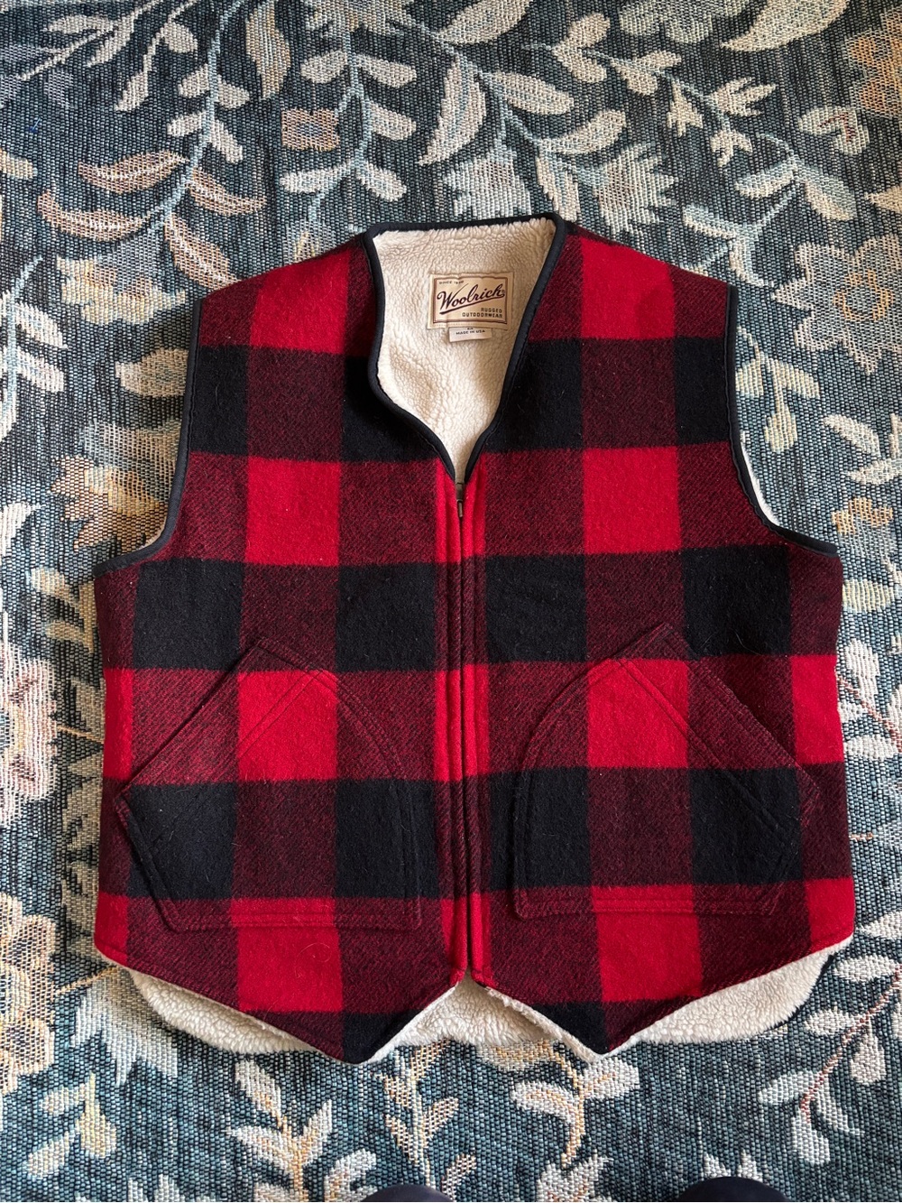 Woolrich Men’s Red & Black Buffalo Plaid Vest Size M